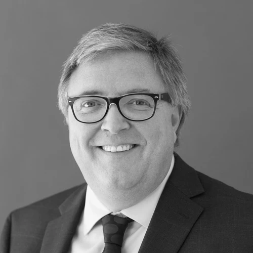 Stuart Craig headshot